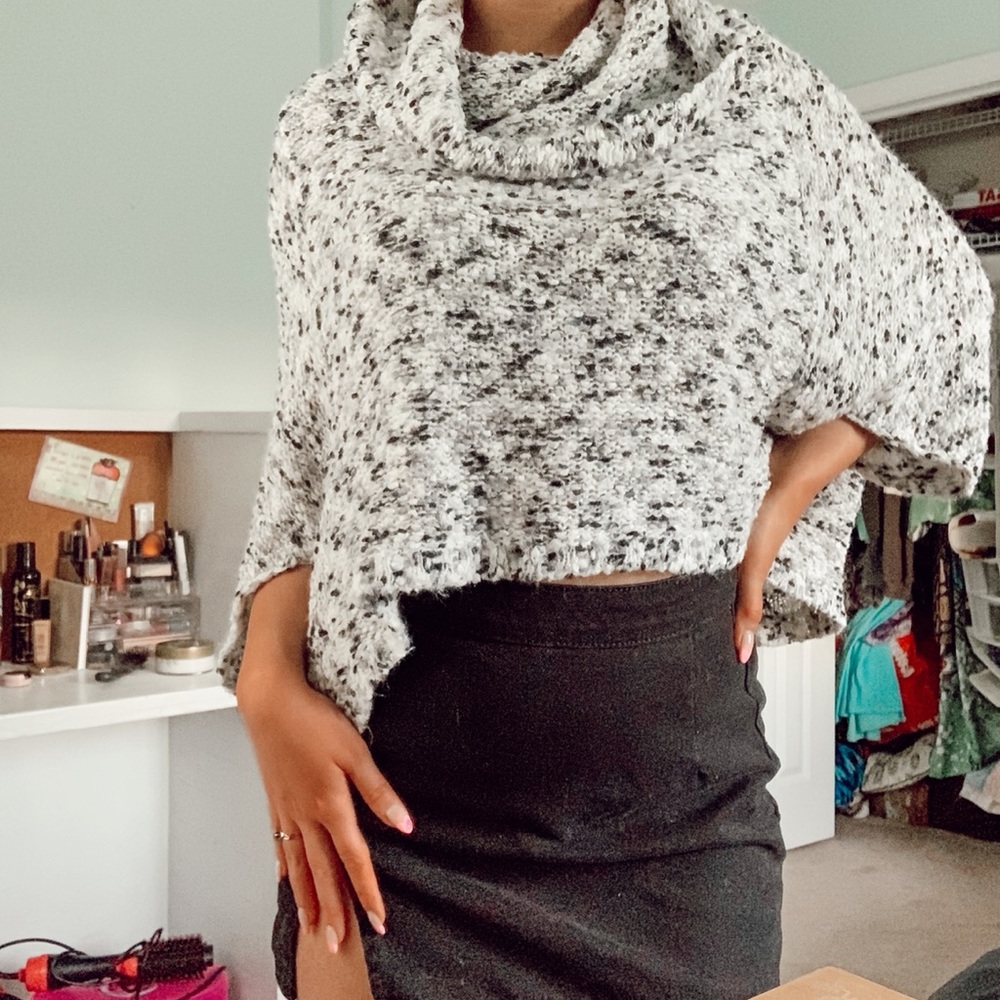 Francesca’s Turtle Neck Poncho